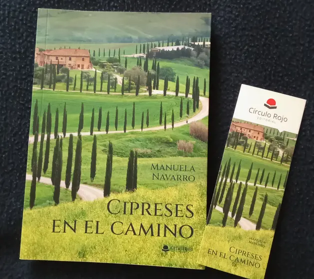 Portada de Cipreses en el camino