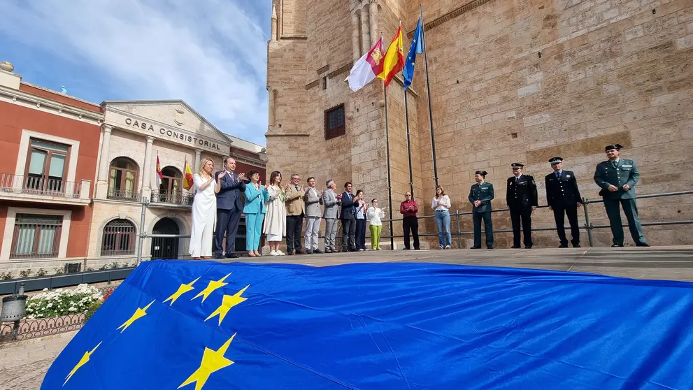 DIA DE EUROPA VALDEPEÑAS(1)