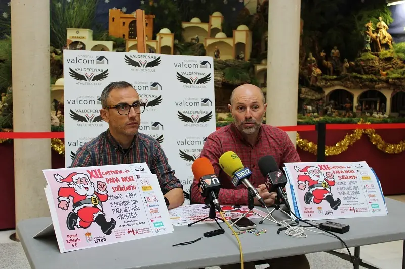 121224 VA-CARRERA PAPA NOEL