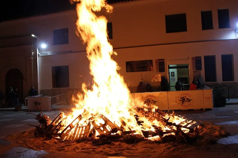 190125 VA-HOGUERA SAN ANTON LUCERO 2