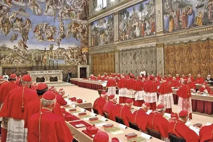 Cónclave papal en la Capilla Sixtina Foto