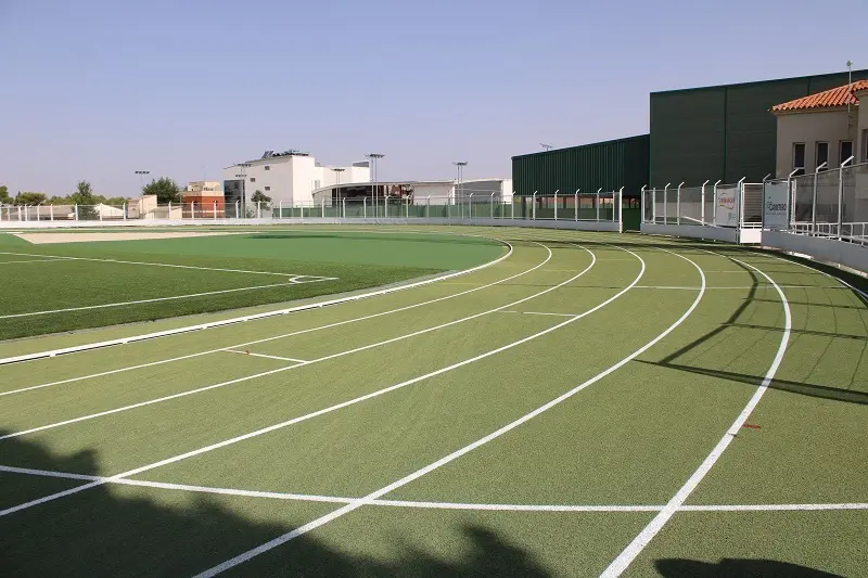 050825 VA-PISTA ATLETISMO 1