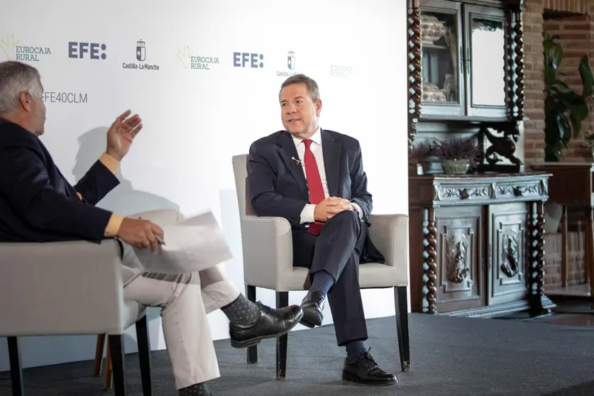 Entrevista del presidente de la Agencia EFE al presidente de Castilla-La Mancha