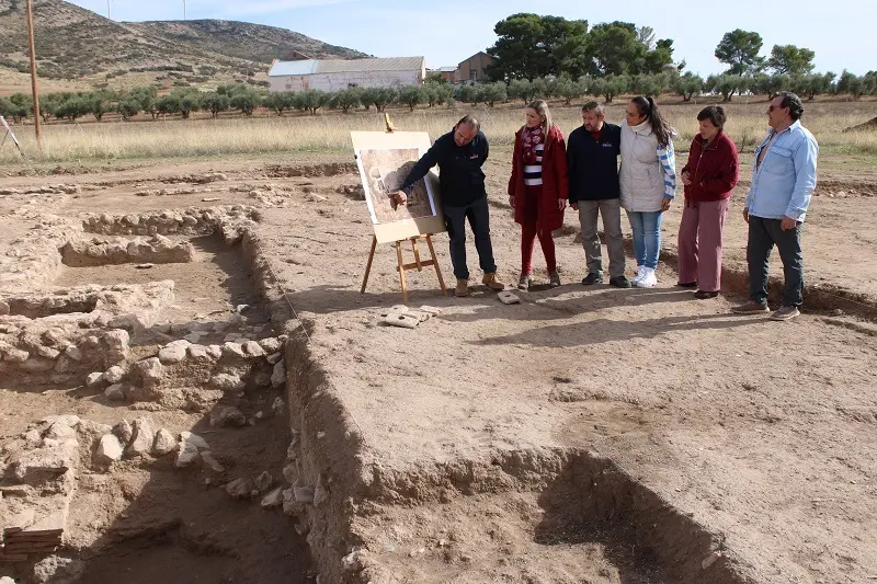 091125 VA-VISITA BODEGA ROMANA PERAL 1