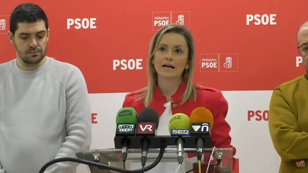 Vanessa Irla hoy en la sede local del PSOE