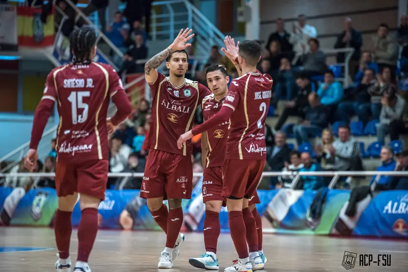 Vi&ntilde;a Albali Valdepe&ntilde;as