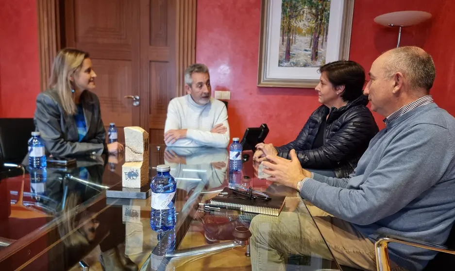 REUNI&Oacute;N AYTO DO