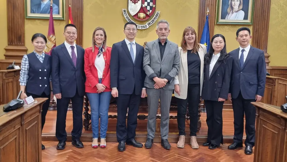 ENCUENTRO COMERCIAL CHINA VALDEPE&Ntilde;AS (2)