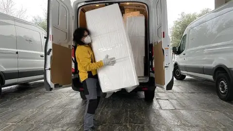 Distribución material sanitario