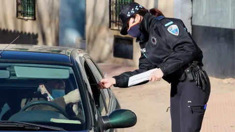 Control policial en La Solana