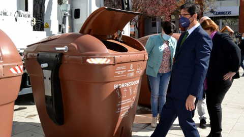 Presentación contenedor marrón