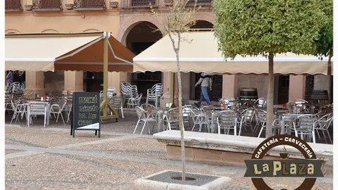 Cafetería-cervecería La Plaza, de Villanueva de los Infantes