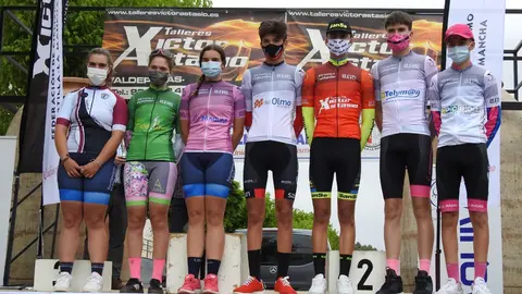 Pódium de la Vuelta Ciclista Valdepeñas