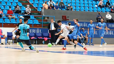 O Parrulo Ferrol 1-1 Viña Albali Valdepeñas
Foto: Hugo Nidáguila