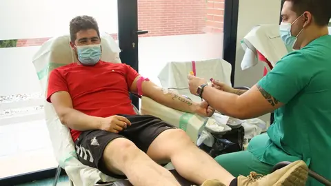 Los jóvenes son cada vez más mayoritarios en donación de sangre