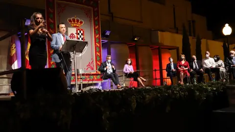 El consejero de Agricultura en el Acto Institucional del Ayuntamiento de Valdepeñas