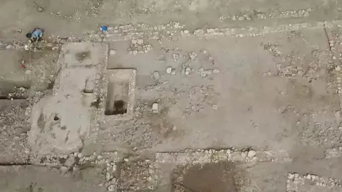 Visión aérea de la bodega roma de El Peral