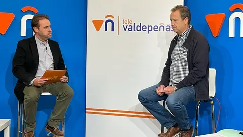 Entrevista de Julián Gómez a Fernando Sánchez-Rey