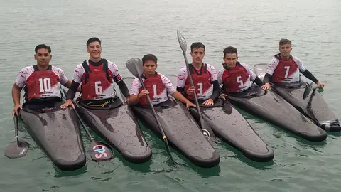 Sub-16 del Club Kayak Polo Valdepeñas