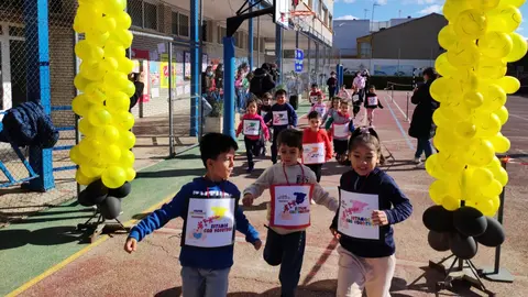 Carrera solidaria en el CEIP 'Luis Palacios'