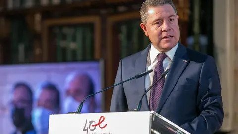 Emiliano García-Page en el acto institucional por el Día de la Constitución