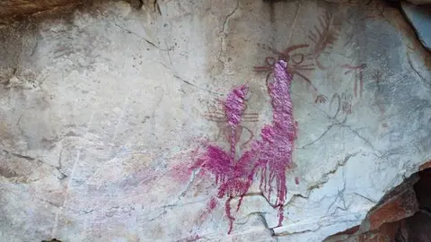 Pintadas en 'Las Sacerdotisas' de Santa Elena