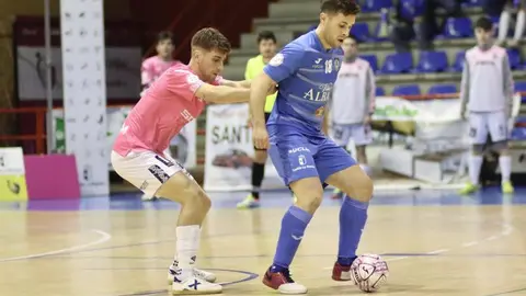 Adrián Vivar en el Talavera 0-2 Viña Albali Valdepeñas del Trofeo JCCM 
Foto: Antonio Á. Torres