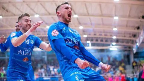 Sergio González celebrando el 1-0 en el Viña Albali Valdepeñas 3-2 Jaén Paraíso Interior
Foto: ACP-FSV