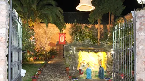 Así luce el patio de la ermita de San Sebastián con el nacimiento                
Foto: GACETA