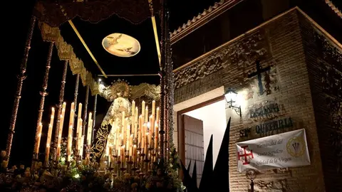 La Virgen de la Soledad saliendo de la Ermita de Santa Quiteria
