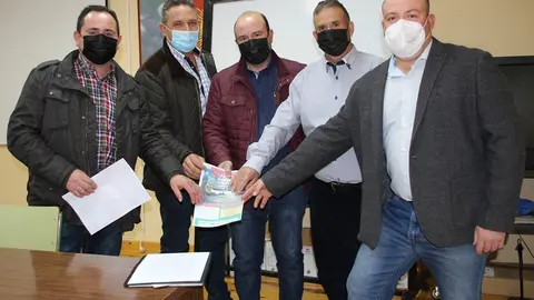 El mundo agrario y ganadero une sus fuerzas buscando el bien para todos            


Foto: GACETA