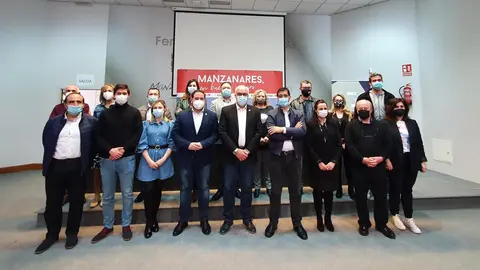 Imagen de Caballero con la nueva Ejecutiva de Manzanares