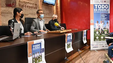 Rueda de prensa Campus Experience de la Fundación Real Madrid - Valdepeñas