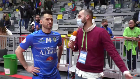 Javi Garoz entrevistando a Rafa Rato después de las semifinales de la Copa de España 2022