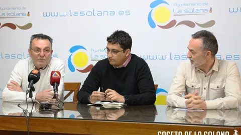Ángel Sancho, Eulalio Díaz-Cano y Aurelio Maroto durante la presentación de la nueva edición de los premios 'Galanes'