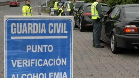 CONTROL ALCOHOLEMIA GUARDIA CIVIL