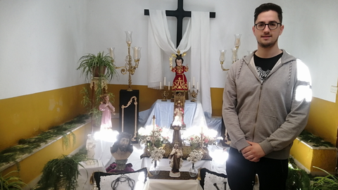 Cruz de la Hermandad de la Soledad y su autor, Aurelio Cárdenas