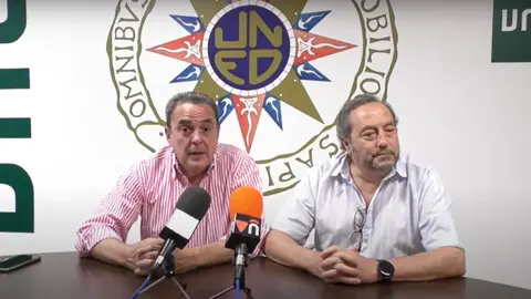 Pedro Jesús Sánchez, director de la UNED, y Antonio Antonaya, concejal de Educación