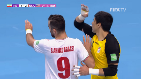 Ahmad Abbasi al final del encuentro contra USA en el Mundial de Lituania
Foto: FIFA TV