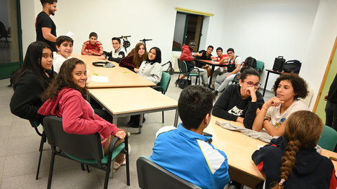 Chicos y chicas en el programa EmpuG