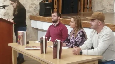 Presentación del libro El Tren de la Libertad, de Sergio Ortega (1)