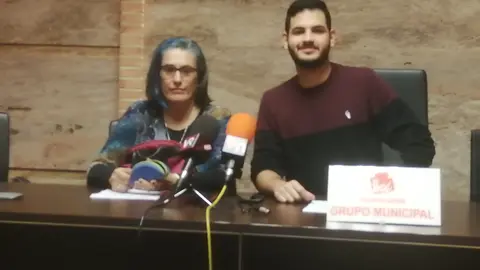Juana Caro y Alberto Parrilla, concejales de IU en Valdepeñas