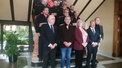 Proteccion Civil entrega nuevo material en Valdepeñas (7)