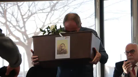 Acto de entrega de los restos de seis republicanos asesinados por el franquismo en Manzanares (2)