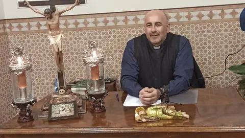 Raúl López de Toro en el ciclo de formación cofrade (1)