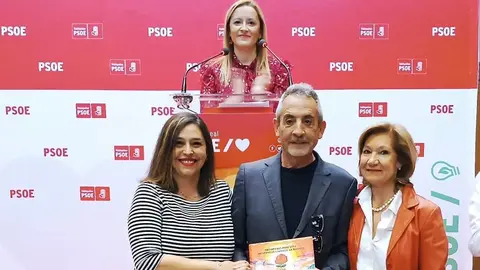 Imagenes del homenaje del PSOE de Valdepeñas (4)