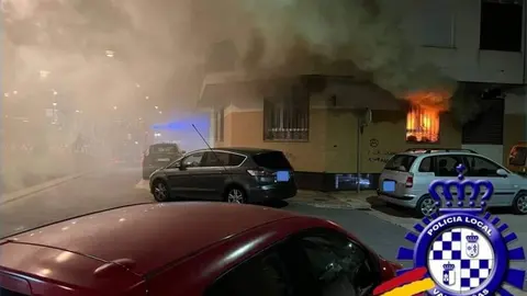 Incendio en vivienda en Avenida Primero de Julio