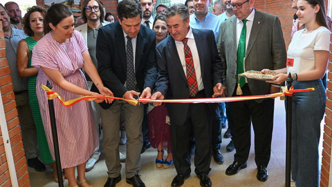 e478f3a09dd5c87550c5388d05d5699e_3_XL