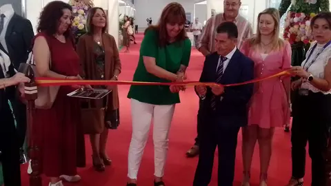 Inauguración VI Salón de Novios Valdepeñas 2023 (5)