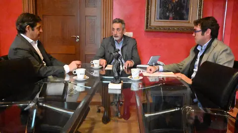 REUNION CAMARA COMERCIO